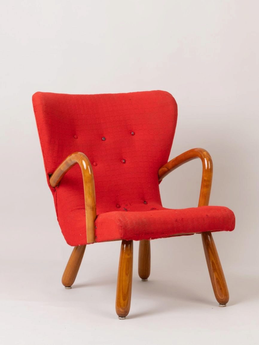 La famosa silla CLAM creada por el arquitecto dans Philip Arctander...