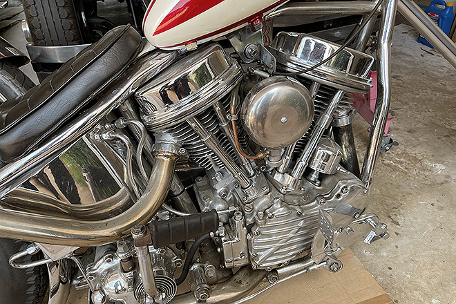 Detalle del motor Panhead V-Twin de Harley Davidson, de 52 CV.  