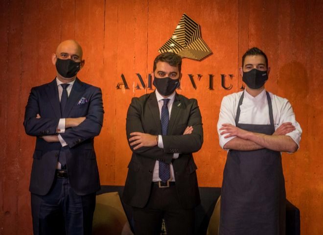 Equipo Ambivium: de izquierda a derecha, David Robledo, director de Ambivium, Pedro Ruiz, CEO de Alma Carraovejas y Cristbal Muoz, chef del restaurante.