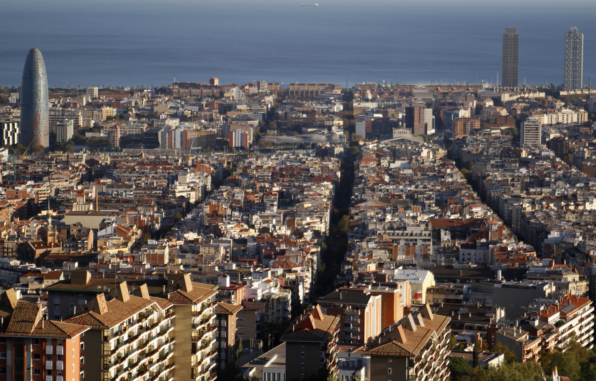 Home Capital vende dos edificios en Barcelona por 13 millones