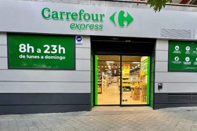 Carrefour dobla la apuesta por la conveniencia y alcanza ya las 1.000 tiendas Express