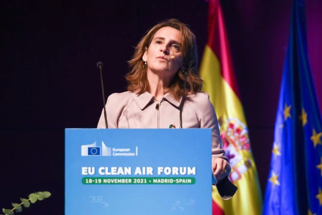 La vicepresidenta tercera y ministra para la Transición Ecológica y el Reto Demográfico, Teresa Ribera, en la inauguración ayer del Foro de Aire Limpio de la Unión Europea, celebrado en el Museo Reina Sofía.