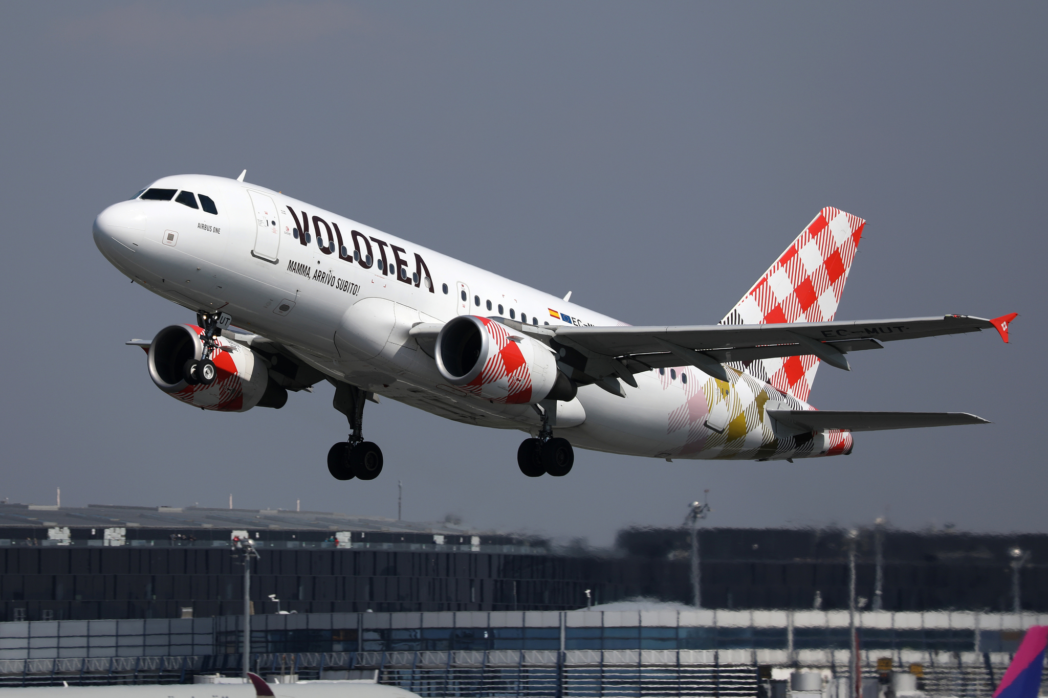 Volotea dispara las pérdidas un 39% hasta los 64 millones pese al récord de ingresos