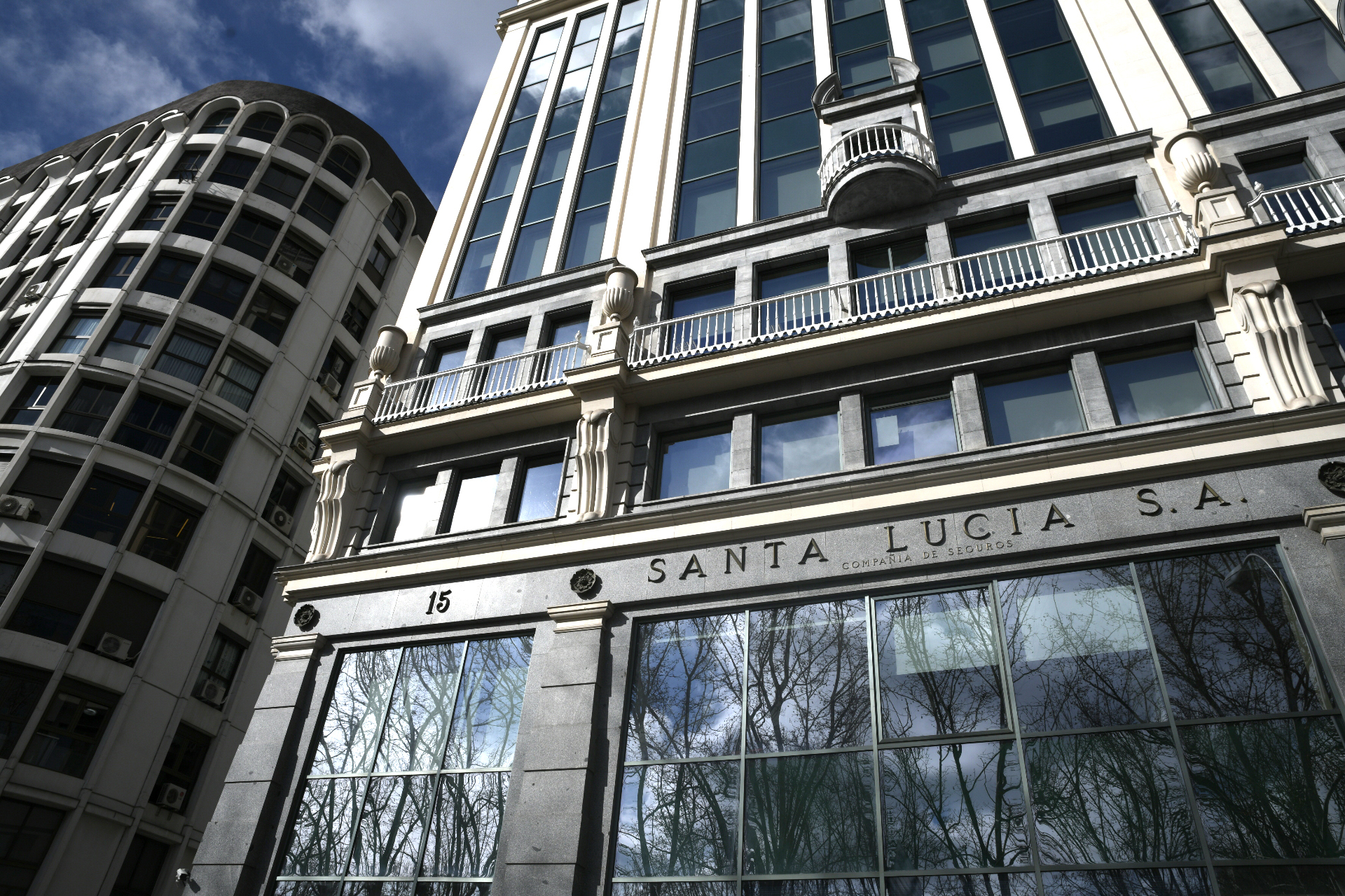 Santalucía se rearma para hacerse fuerte en gestión de activ
