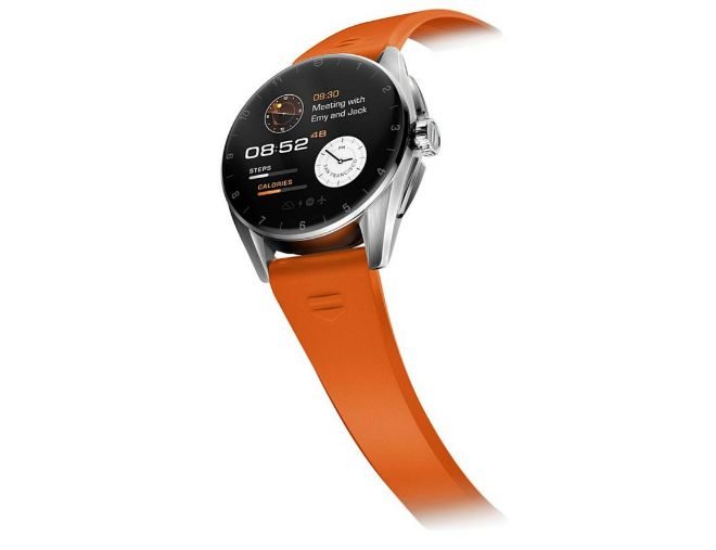 Unisex. El modelo de 42 mm es ms ligero y sofisticado y llega pensado tambin para mujeres, usuarias habituales de smartwatches. Desde 1.700 euros.