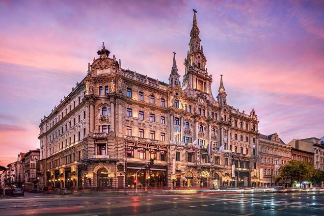 The Anantara New York Palace Hotel, the grand opening of the season in Budapest.