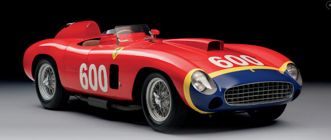 Modelo Ferrari 290 MM en color rojo.