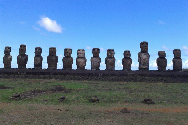 Ahu Tongariki, el pedestal de mayor longitud de la Isla de Pascua.