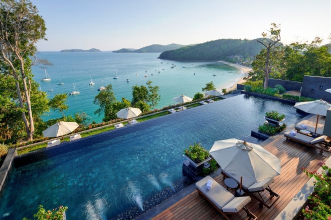 Mar y selva en Tailandia. Los huéspedes del exclusivo resort V Villas Phuket tendrán vistas al mar, piscina privada y mayordomo, entre otros servicios. 