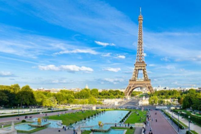 París recupera la normalidad turística tras la pandemia.