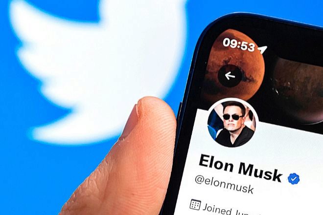 Los mensajes de Elon Musk en Twitter han agitado el mercado en numerosas ocasiones.
