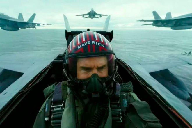 Tom Cruise en un fotograma de la película 'Top Gun: Maverick'