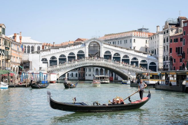 Puente Rialto, Venecia.