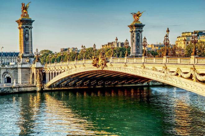 Puente de Alejandro III, París.
