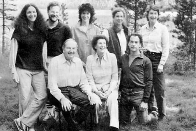 David Rockefeller, que falleció en 2017, con sus seis hijos, en una fotografía de 1980.