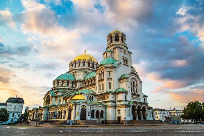 Sofía, la capital de Bulgaria, es una de la ciudades más asequibles para teletrabajar. En la imagen, la catedral de Alejandro Nevski.