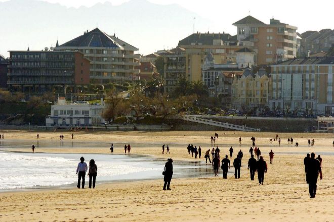 La playa del Sardinero de Santander en una imagen de archivo.