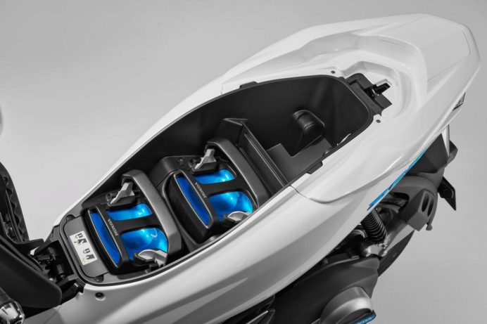El prototipo del Honda PCX Electric ya contemplaba en 2017 la realidad de las baterías extraíbles.