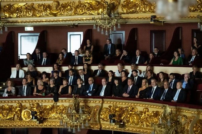 Autoridades en la apertura de la temporada 2022/23 del Gran Teatro del Liceo.