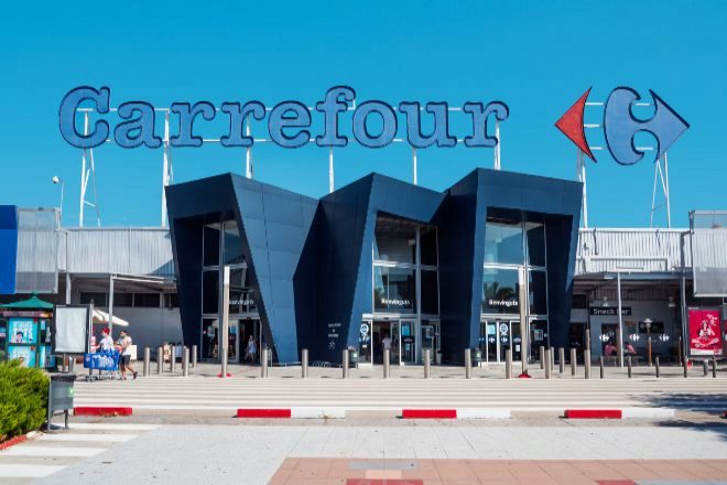 Carrefour lanza una guerra promocional y garantizará que su marca blanca es la más barata