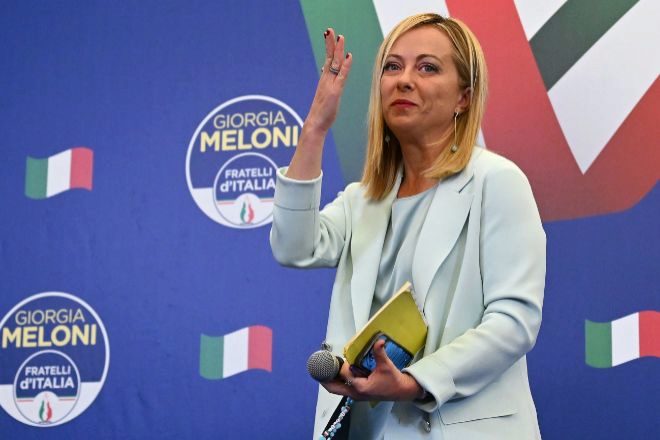 Giorgia Meloni, tras conocer los resultados de las elecciones, se dirige a sus seguidores.