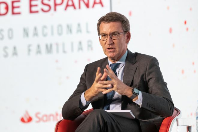 El presidente del PP, Alberto Núñez Feijóo, durante su intervención en el XXV Congreso Nacional de la Empresa Familiar, en Cáceres (Extremadura).