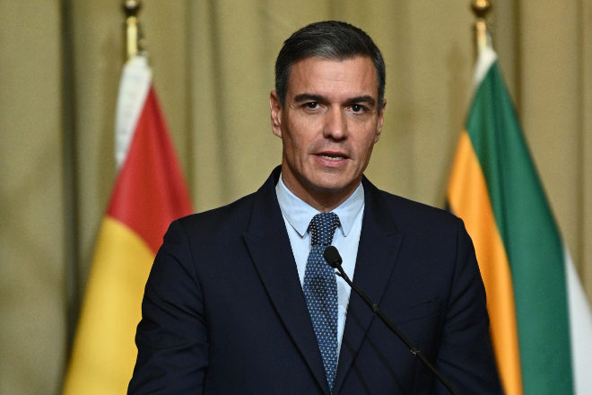 Sánchez enmienda a la Airef y niega que España enfile la recesión