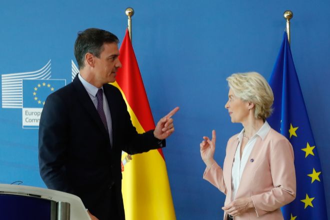 Bruselas abre la puerta a que España mantenga su impuesto a las energéticas