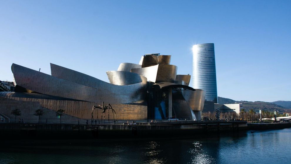 El museo Guggenheim de Bilbao, una de las muestras arquitectónicas...