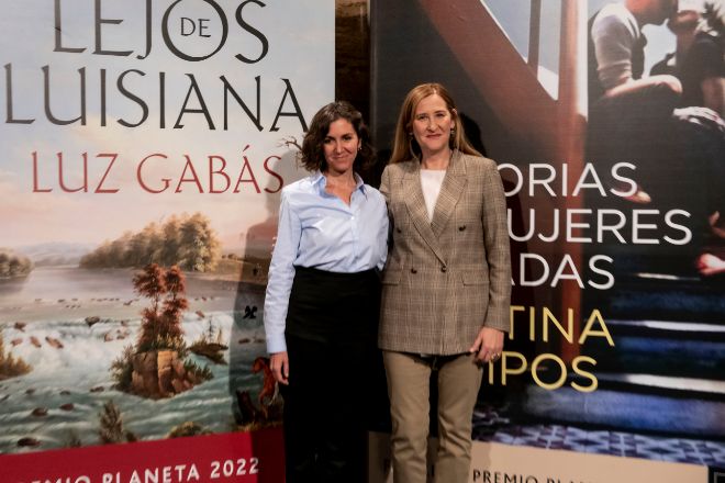 Cristina Campos y Luz Gabas.