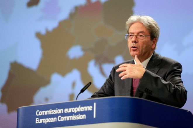 Bruselas reduce más de un punto la previsión de PIB de 2023 para España hasta el 1% pero evitará la recesión
