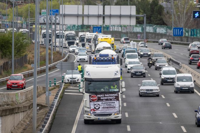 El transporte inicia hoy una huelga con menos apoyos pero en un momento crucial