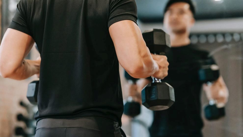 Chispa  chispear Vaciar la basura barato Los mejores ejercicios para bíceps que puedes hacer en casa | Cuerpo