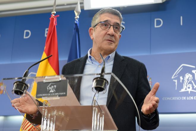 El Gobierno rechaza masivamente las enmiendas al impuestazo y abre la guerra con las energéticas