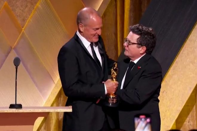 El actor Michael J. Fox recibe un Oscar honorífico