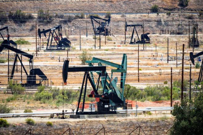 El miedo de los inversores a la caída de la demanda sacude el precio del petróleo