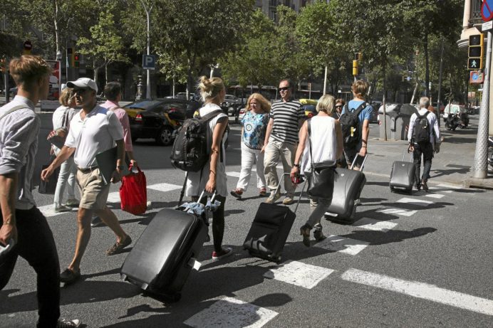 El alquiler turístico ofrece hasta un 300% más de rentabilidad que el residencial en Madrid y Barcelona