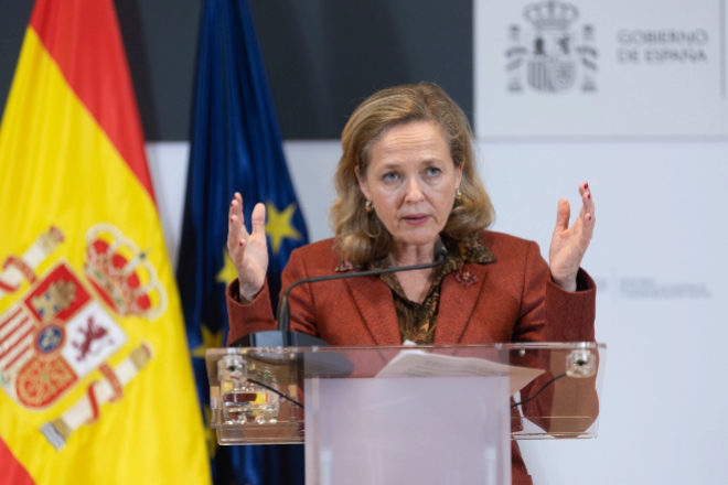 El Gobierno reduce en 5.000 millones las emisiones del Tesoro entre llamadas del FMI a encauzar la deuda