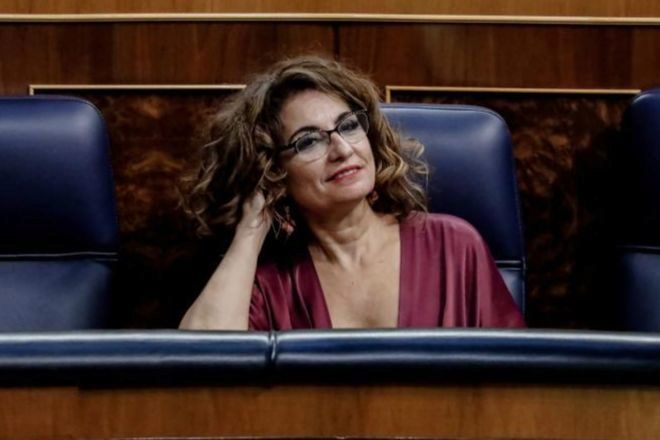 El Gobierno consuma el golpe fiscal a la gran empresa y las fortunas: así quedará