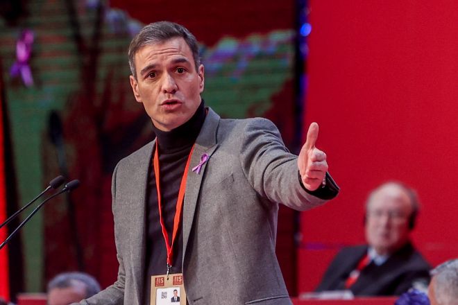 Sánchez pide una fiscalidad global para eléctricas y grandes fortunas