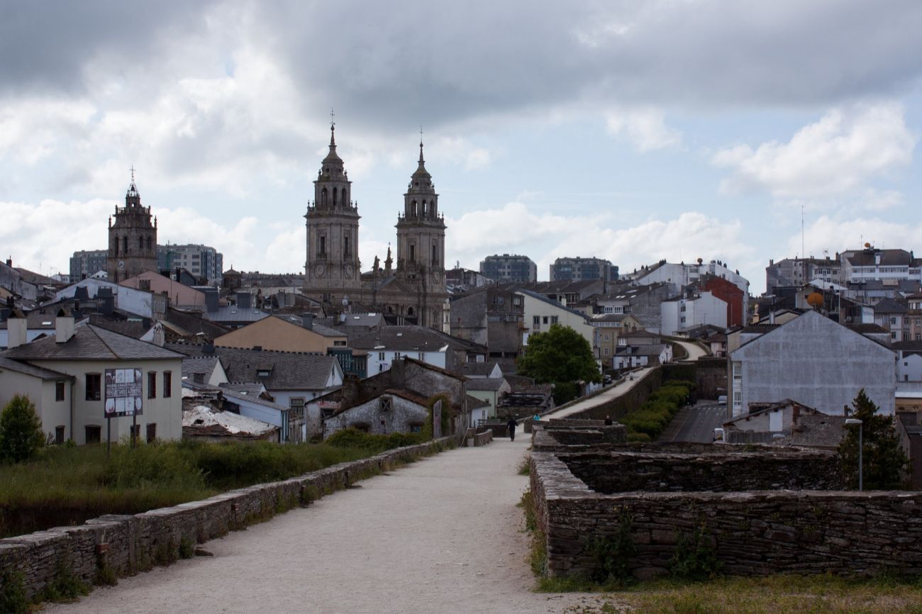 La muralla de Lugo es uno de los mejores ejemplos de la presencia...