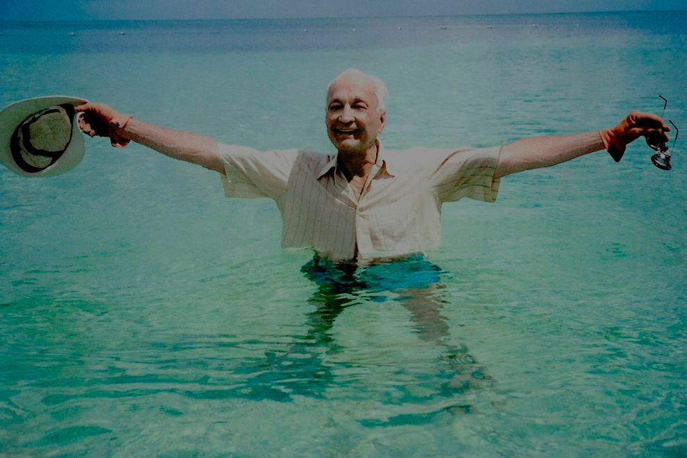 <strong>Isleño en las Bahamas</strong> | John Templeton quería evitar el ruido y las modas de Wall Street, así que buscó refugio en Nassau, donde siguió trabajando hasta su muerte. Falleció debido a una neumonía a los 95 años.
