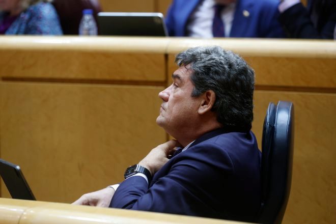 El Gobierno plantea más medidas para paliar la brecha de género en la pensiones