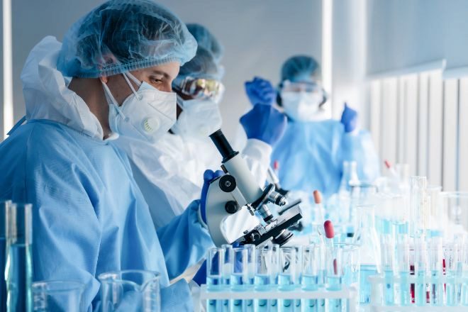Hungría impone un impuesto a los beneficios extra de las farmacéuticas