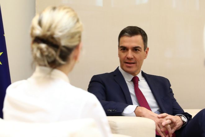 El Gobierno prorrogará el tope al precio de los alquileres y pacta un cheque de alimentos
