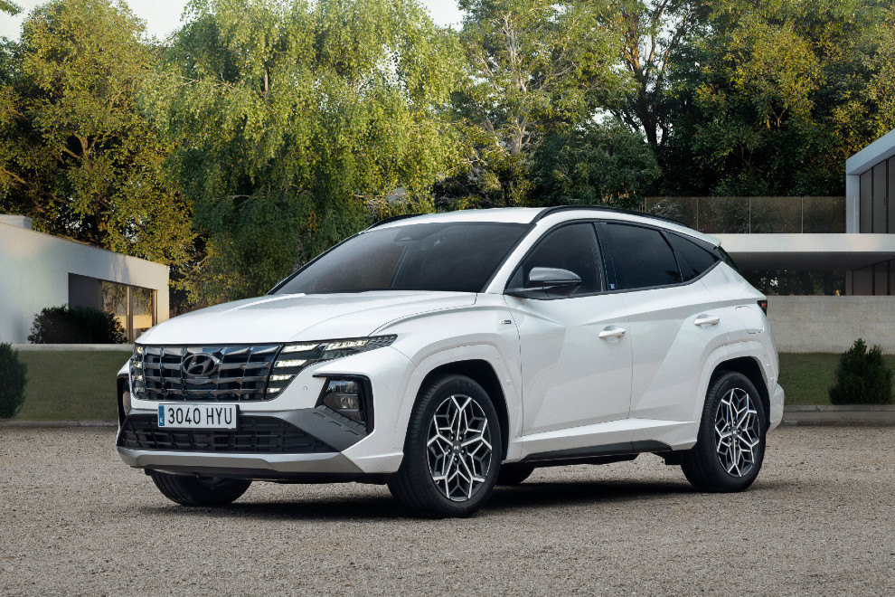 Coches más vendidos 2022 - Hyundai Tucson - Dacia Sandero - Seat Arona - Toyota Corolla