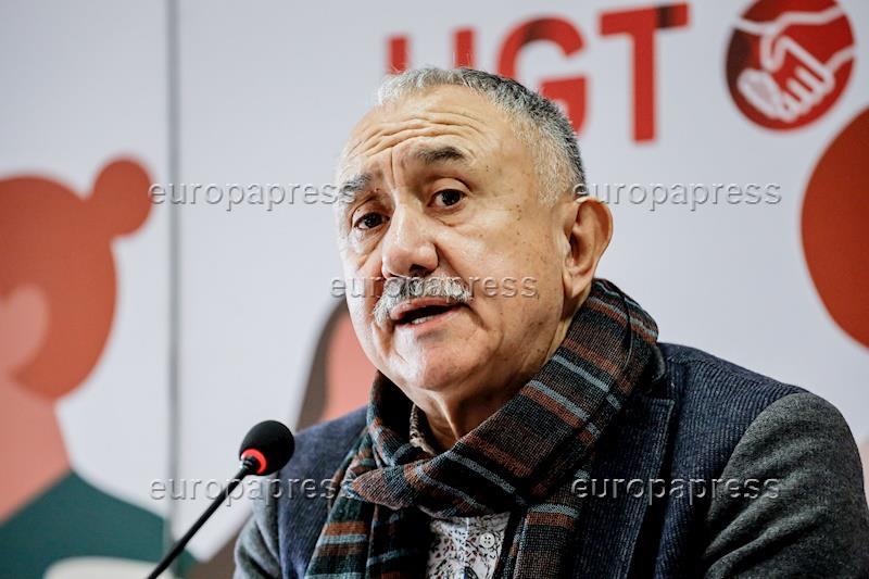 UGT propone rebajar a 12 años el periodo cotizado para acceder a una pensión contributiva