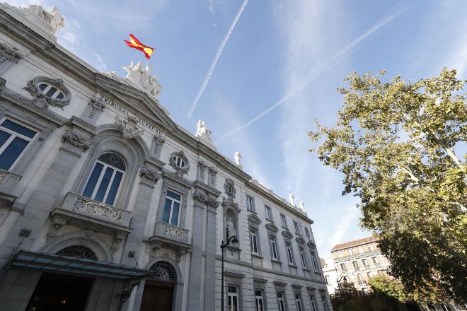Vista lateral de la sede del Tribunal Supremo, en Madrid.