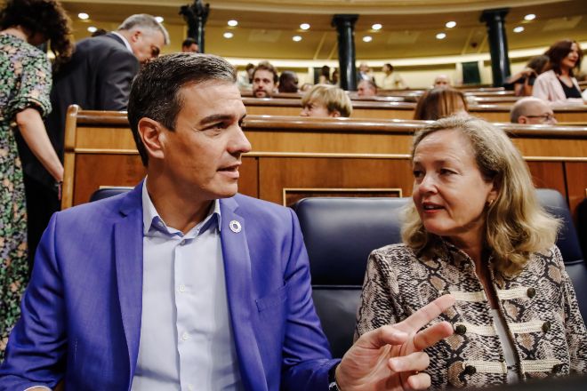 Inflación, deuda, peleas políticas y fraude, así ven 1.200 líderes mundiales a España