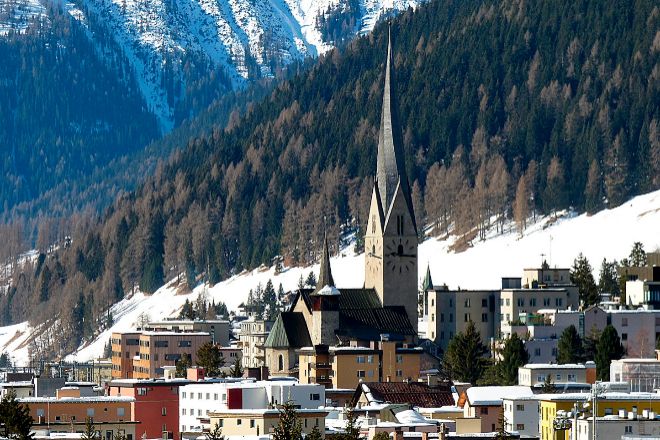 La élite se reúne en Davos para arreglar «un mundo roto»